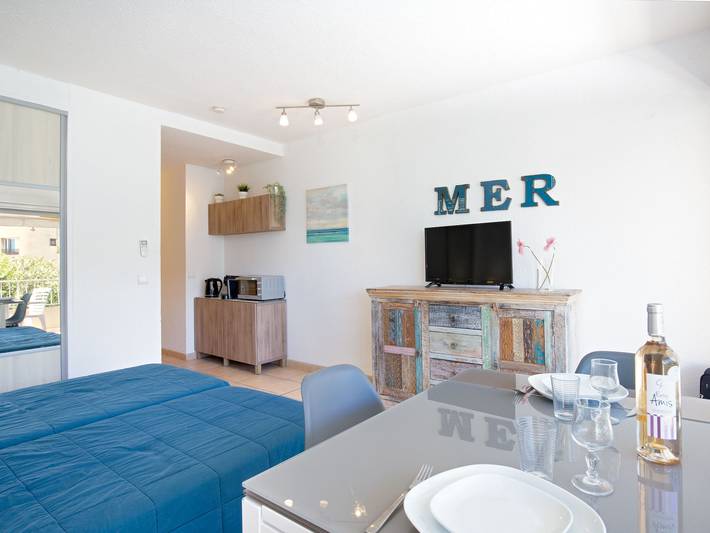 Gîte pour 2 personnes, avec balcon dans Plage Veillat Saint Raphael - 2