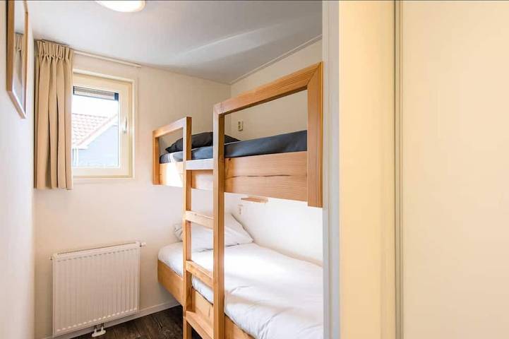 Bungalow für 8 Personen, mit Pool und Garten auf Ameland - 2