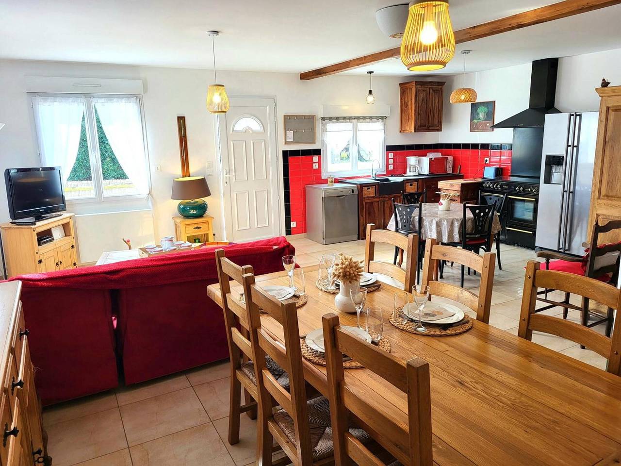 Maison de vacances 'Chez Ptit Claude, Bord de Mer' avec terrasse privée et Wi-Fi in Créances, Région de Coutances