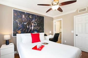 Loft for 5 Guests in Costa Mesa, Orange County, Picture 1