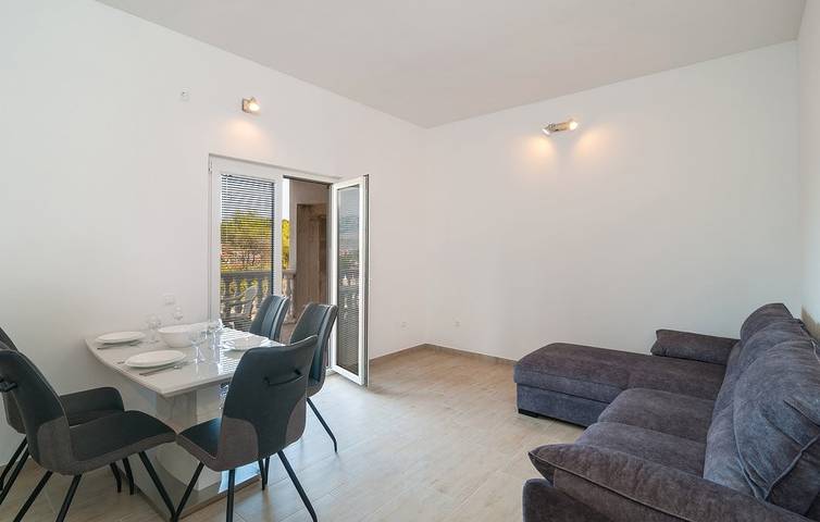 Appartement entier, Appartement d'une chambre avec la terrasse et la vue sur le mer Splitska, Brac A-21974-b in Supetar, Brac