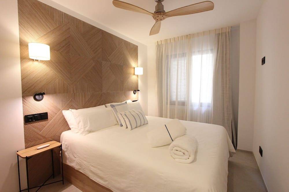 Ganze Wohnung, Apartamento de Lujo Enfrente del mar con Piscina in Santa Ponsa, Calvià