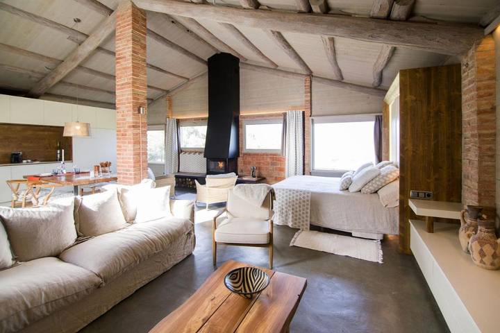 Casa rural para 2 personas, con piscina y vistas además de jardín y sauna en Cataluña - 3