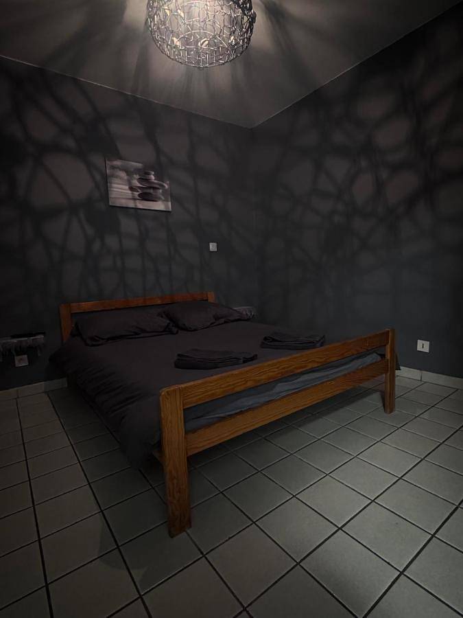 Triple Room with Private Bathroom in Châteauneuf-de-Chabre, Val-Buëch-Méouge