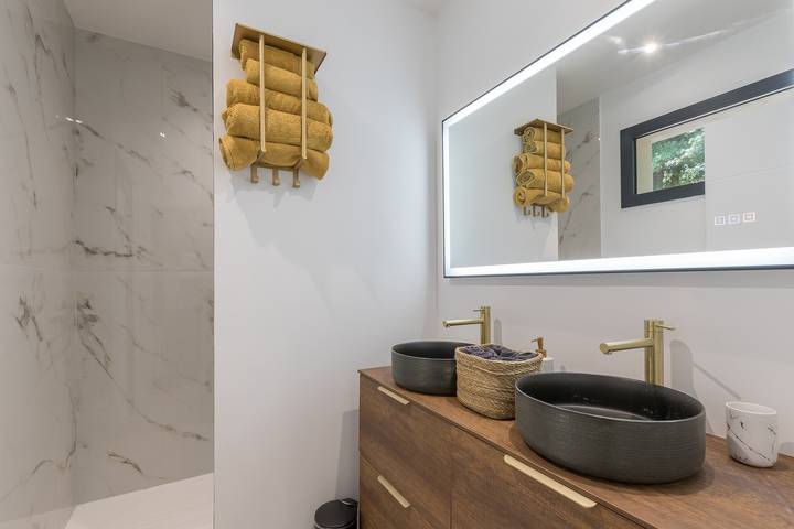 Gîte pour 2 personnes, avec jardin ainsi que sauna et terrasse, animaux acceptés à Gap - 4