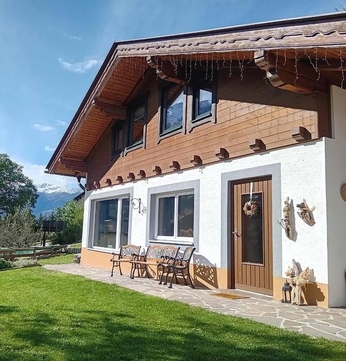 Ferienhaus für 6 Personen, mit Terrasse und Garten sowie Ausblick