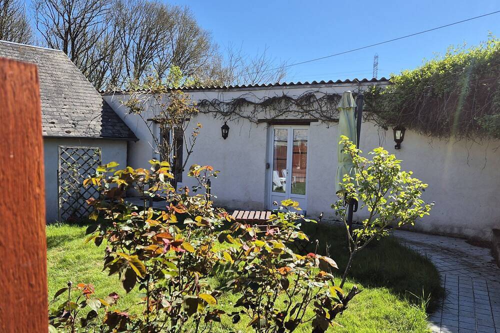 Cottage-Hütte-Eigenes Badezimmer-Blick auf die Landschaft in Rivarennes, Loire-Tal