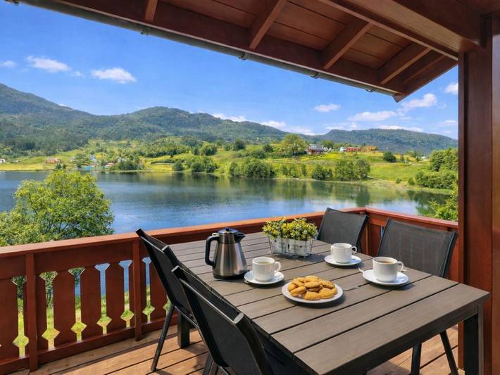 Ferienhaus für 4 Personen, mit Balkon und Ausblick sowie Seeblick und Garten, mit Haustier in Jondal - 2