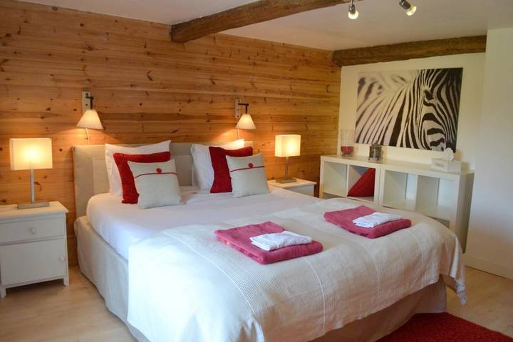 Gîte pour 2 personnes, avec piscine ainsi que vue et jardin à Nassogne - 4