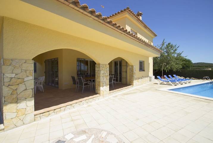 Chalet para 10 personas, con jardín en Baix Empordà - 4