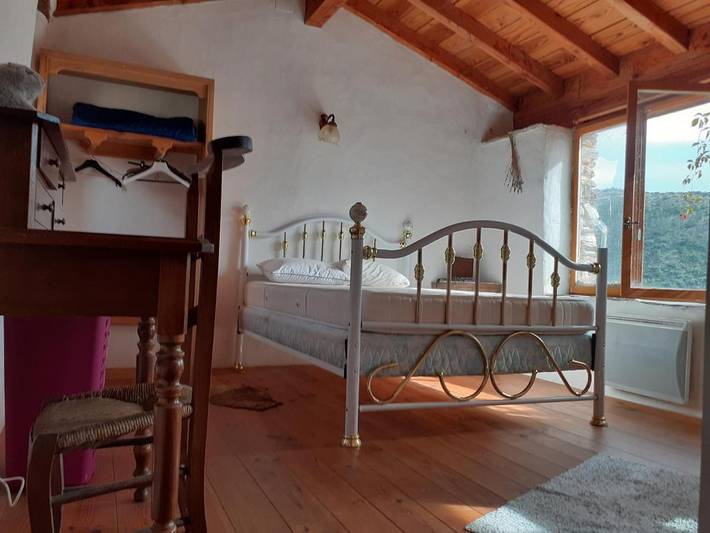Location de vacances pour 2 personnes, avec vue et terrasse à Félines-Minervois - 3