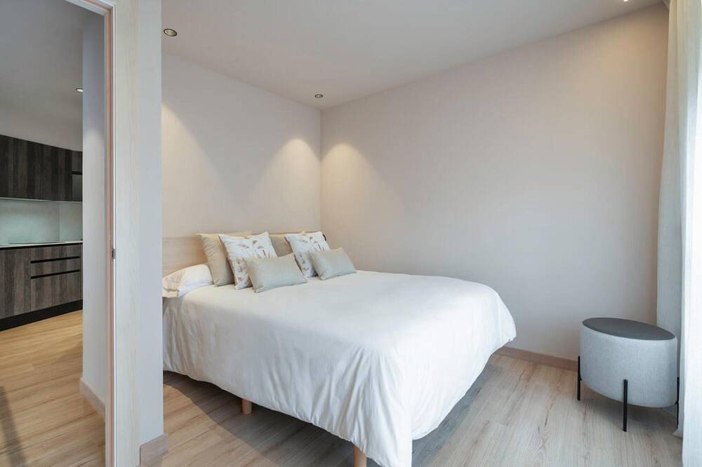 Entire apartment, Apartment 'Ca Gracia 4 Gran Suite' with Air Conditioning in Bocairent, Valencia Province