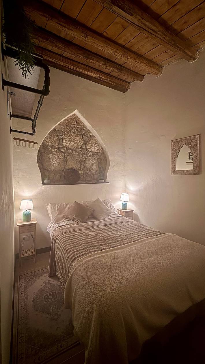 Entire studio, Charming Sicilian Studio Stay in the Heart of Mussomeli in Mussomeli, Caltanissetta Province