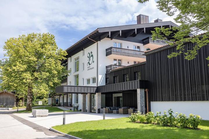 Vakantiewoning voor 3 personen, with Balkon and Terras as well as Tuin and Zwembad in Rottach-Egern