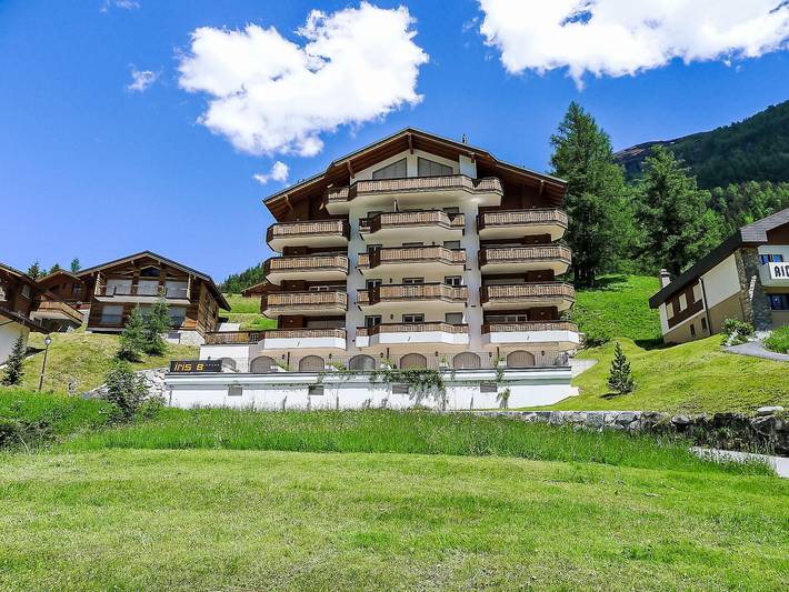 Ferienwohnung für 8 Personen, mit Sauna und Balkon sowie Ausblick in Leukerbad
