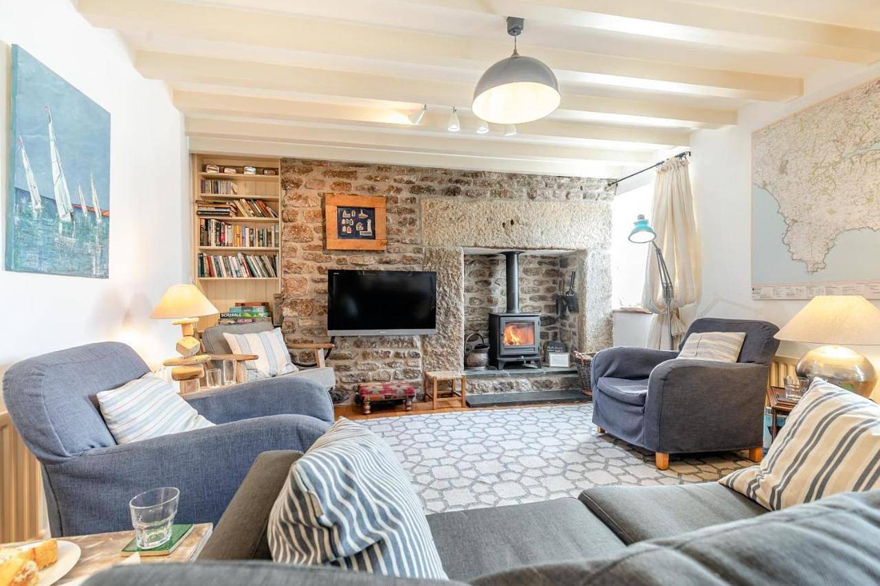 3 Bed in Helford oc-hccott in Helford, Cornwall