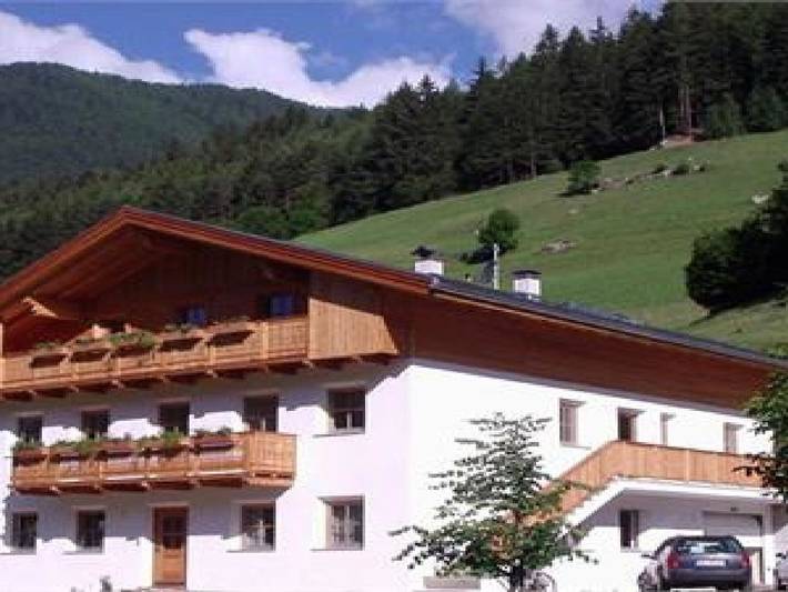 Bauernhof für 5 Personen, mit Balkon und Garten sowie Ausblick in Pustertal