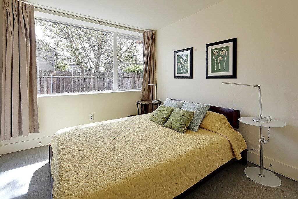 Ganze Wohnung, Neue, moderne, grüne und durchdachte Leed-zertifizierte, solarbetriebene Wohnung in Seattle, King County