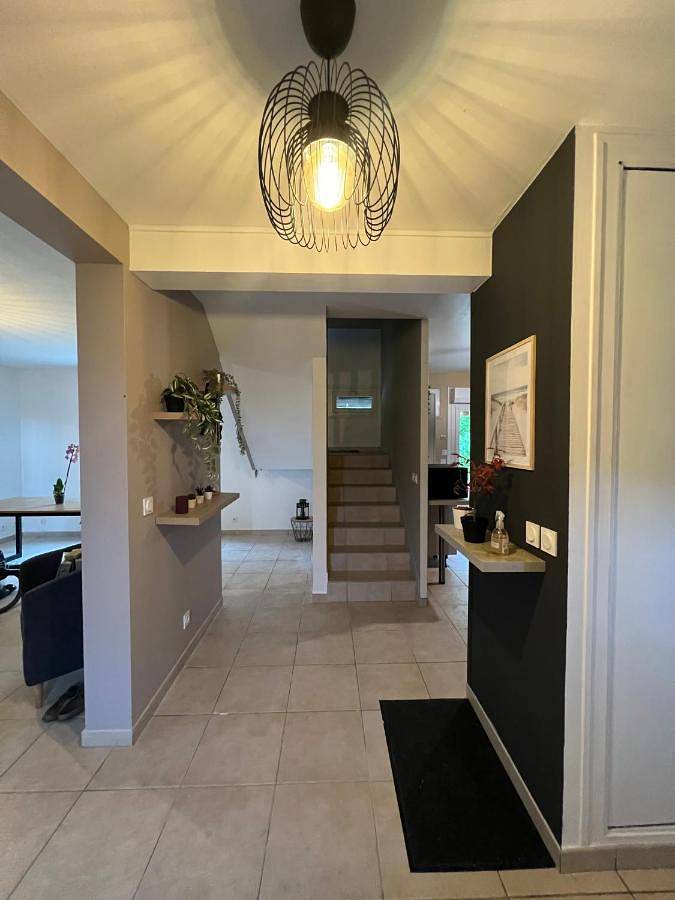 Location de vacances pour 8 personnes, avec terrasse et jardin, adapté aux familles dans Lye - 4