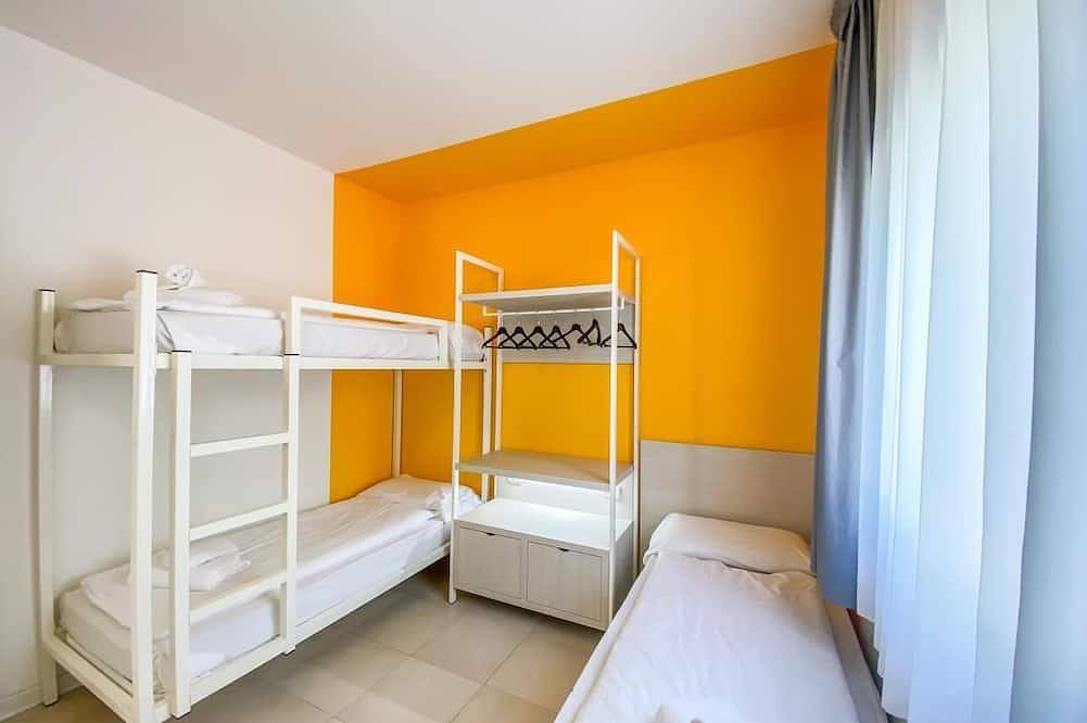 Ganze Wohnung, Ferienpark Belvedere Wohnung Standard für 6 Personen in Castelnuovo del Garda, Gardasee-Berge
