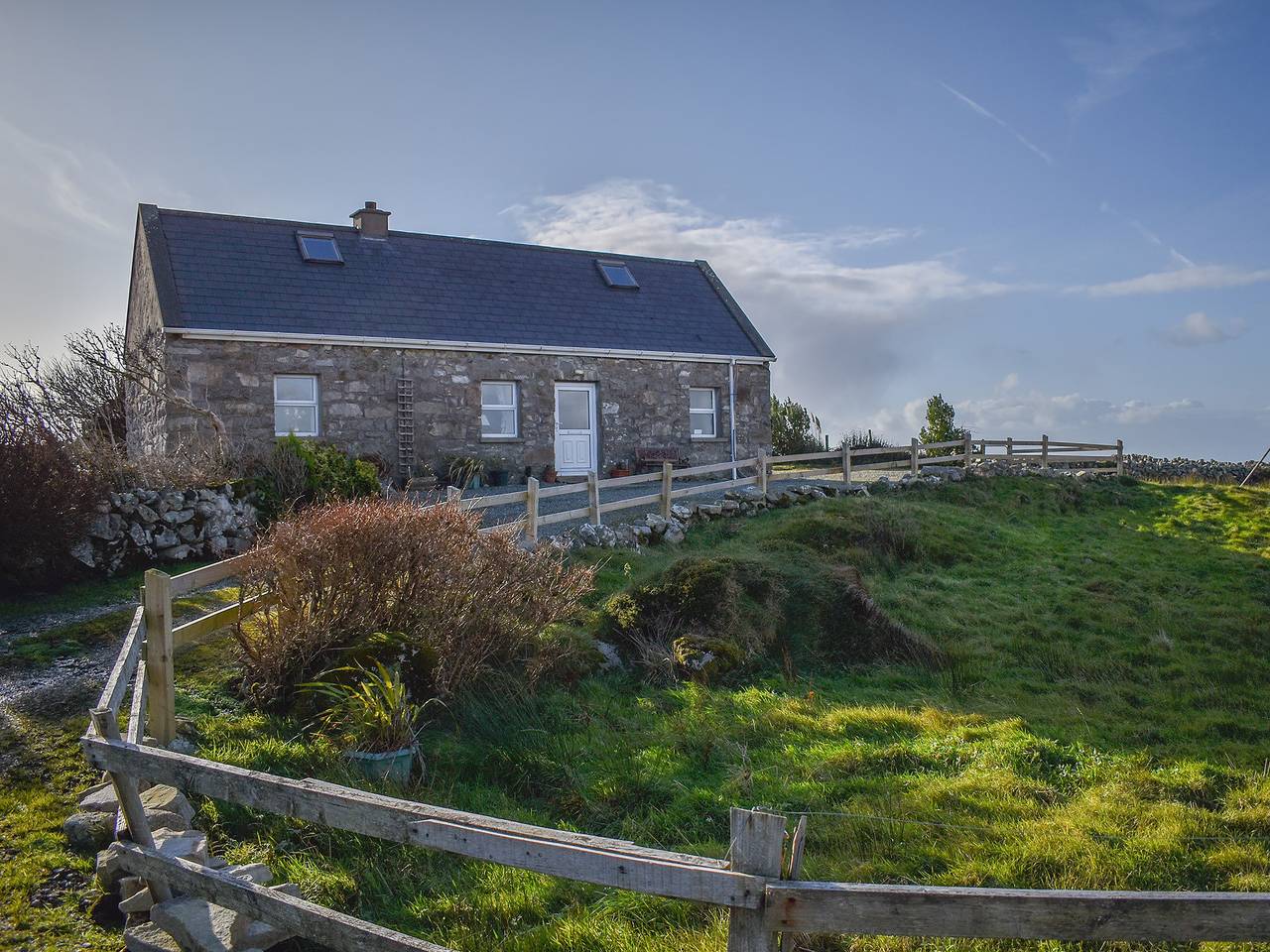 Bridies Holiday Cottage Roundstone in Connemara