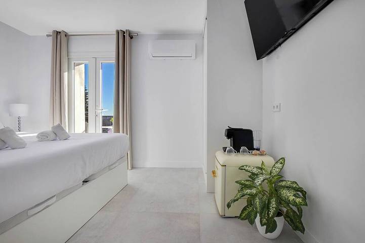 Casa Banderas Spa-Bedroom Isabel Hydromassage(Caminito Rey Y Masajes Optional) in Carratraca, Málaga Provinz