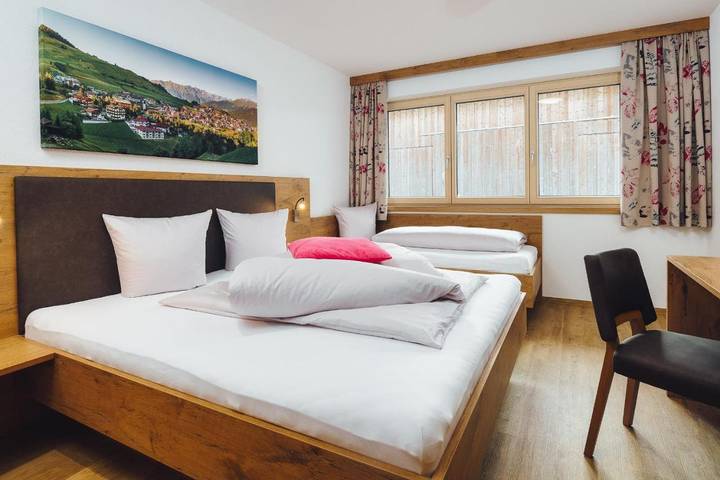 Ferienwohnung für 6 Personen, mit Garten und Ausblick in Serfaus - 4