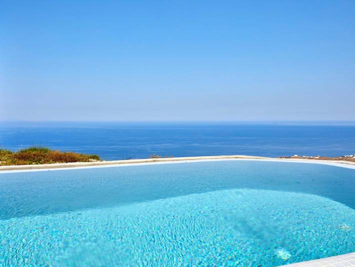 Villa pour 6 personnes, avec jardin ainsi que vue sur l’océan et terrasse dans Firostefani