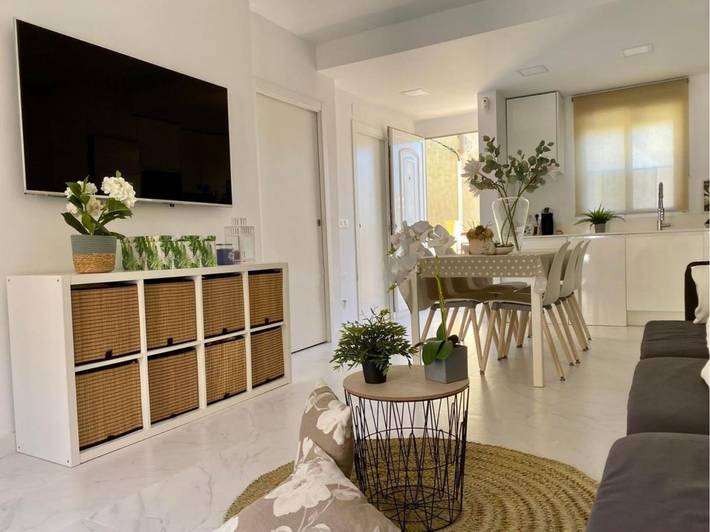 Pension voor 6 personen, with tuin and terras as well as zwembad aan de Costa Blanca