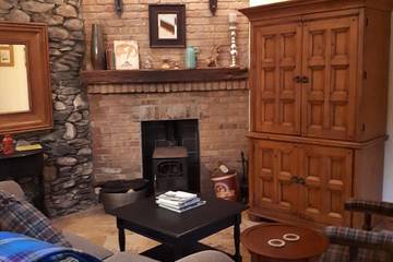 Log Cabin for 2 People in Killarney, Iveragh Peninsula, Photo 3