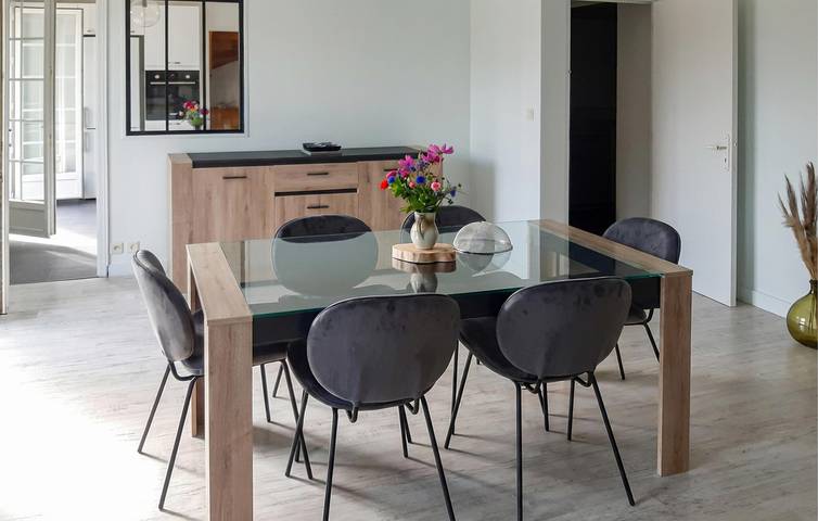 Location de vacances pour 7 personnes, avec terrasse et jardin à Parigné - 4