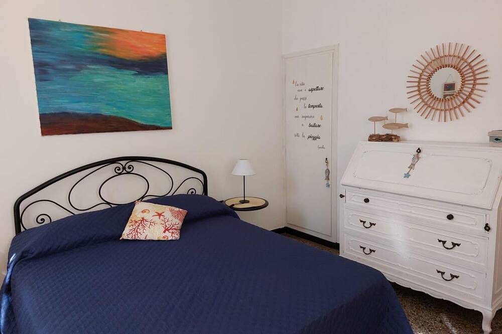 Appartamento intero, Accogliente appartamento per 6 ospiti con Wifi, Tv, balcone e animali ammessi, vicino Genova in Bogliasco, Riviera Ligure