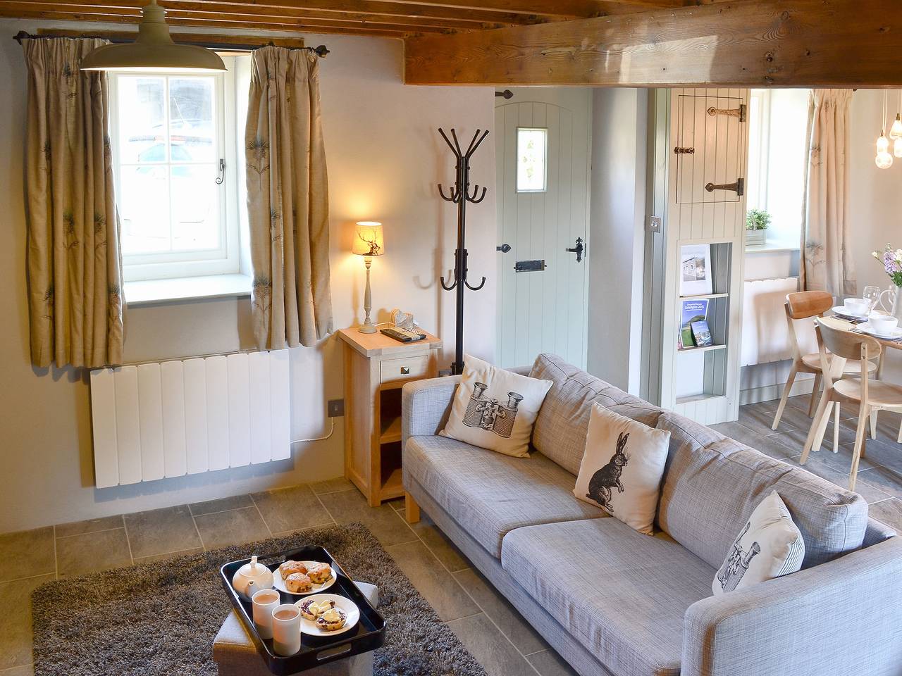 Ivy Bush Cottage in Ceredigion