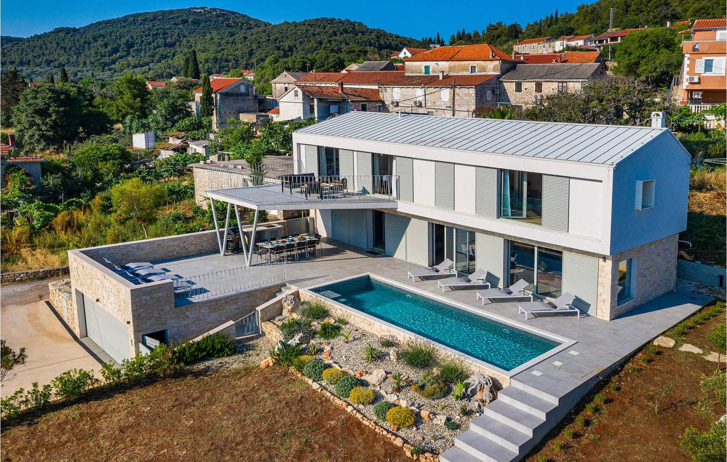 Casa vacanza a Isola Lunga a partire da 340€ a notte