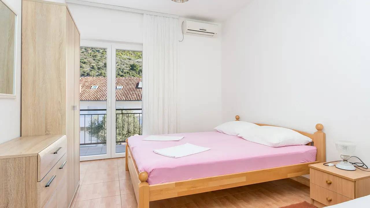 Appartamento vacanze a Podaca a partire da 94€ a notte