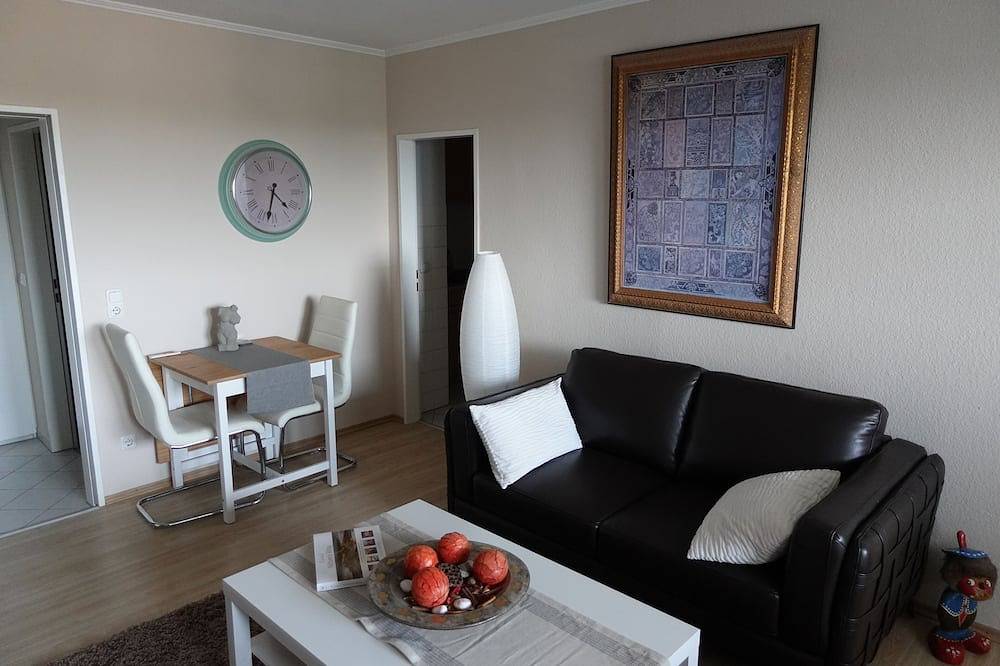 Ganze Wohnung, Skyline-Blick und in 20 Minuten in Ffm, an der Messe oder auf dem Feldberg! in Bad Homburg, Hochtaunuskreis