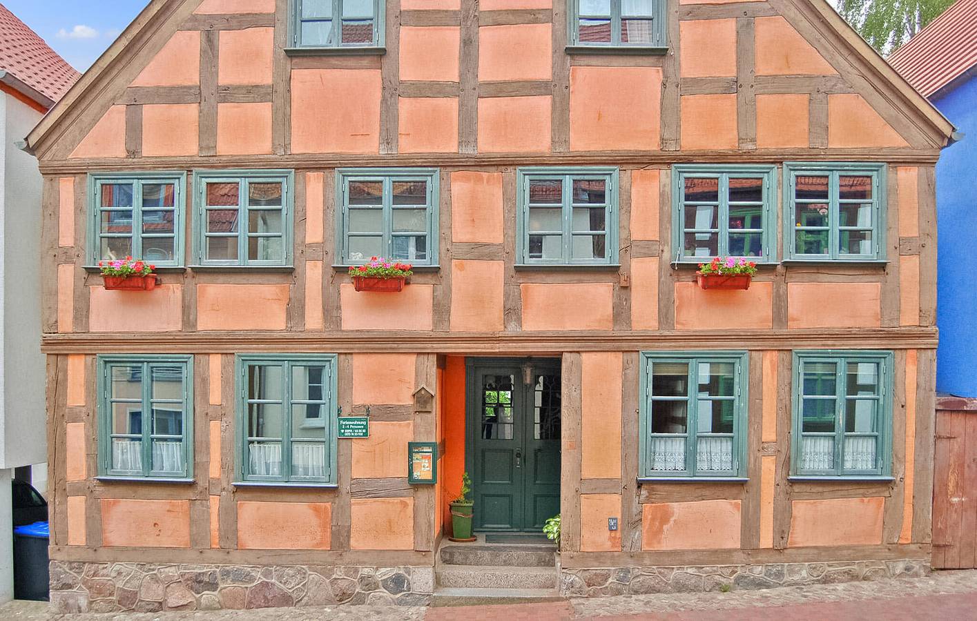 Ganze Ferienwohnung, Gemütliches Apartment am Strand mit Parkplatz und Internet in Waren (Müritz), Müritz