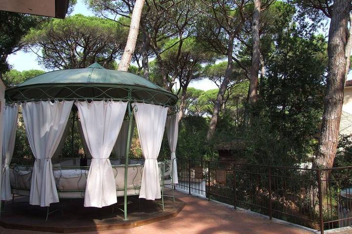Holiday apartment for 8 people, with garden and balcony - 1