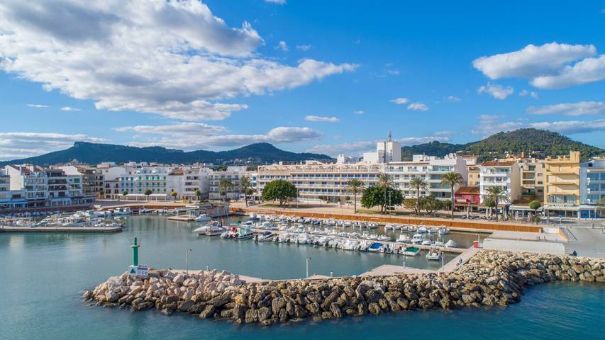 Gîte pour 6 personnes, avec balcon à Cala Bona - 2