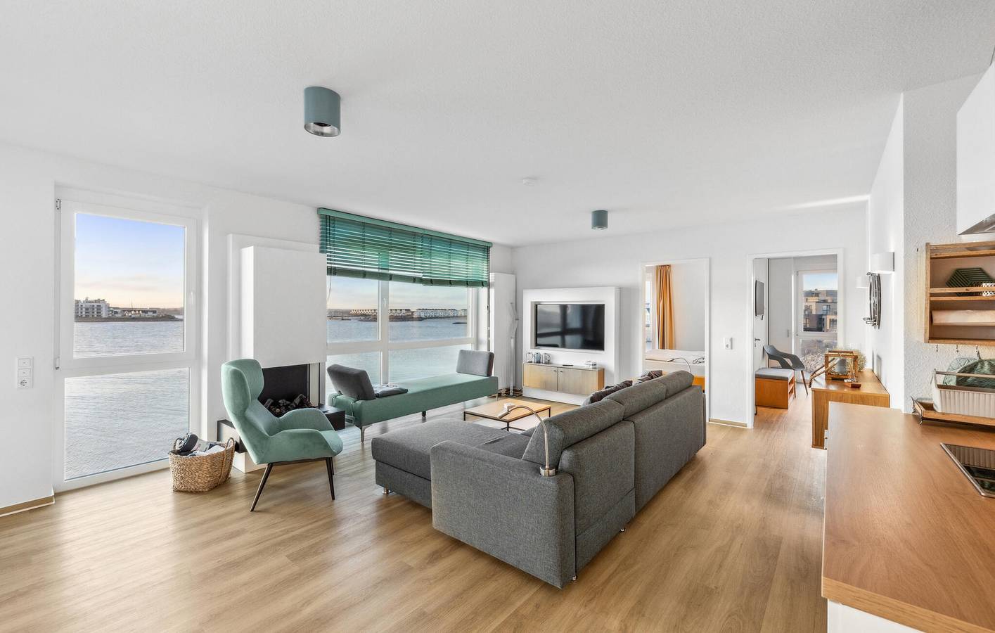 Ganze Ferienwohnung, Apartment mit Meerblick, Parkplatz, Terrasse und Internet - 300m zum Strand in Olpenitz, Kappeln