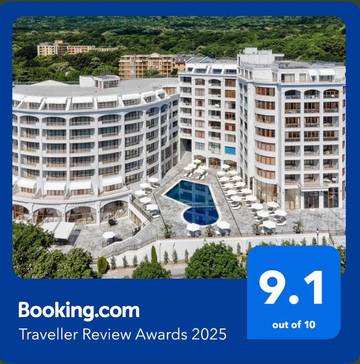 Ferienhaus für 4 Personen, mit Pool und Balkon sowie Ausblick am Goldstrand