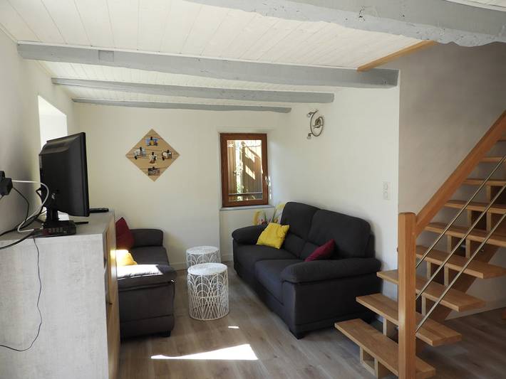 Gîte pour 10 personnes, avec jardin ainsi que piscine et balcon dans l' Aveyron - 4