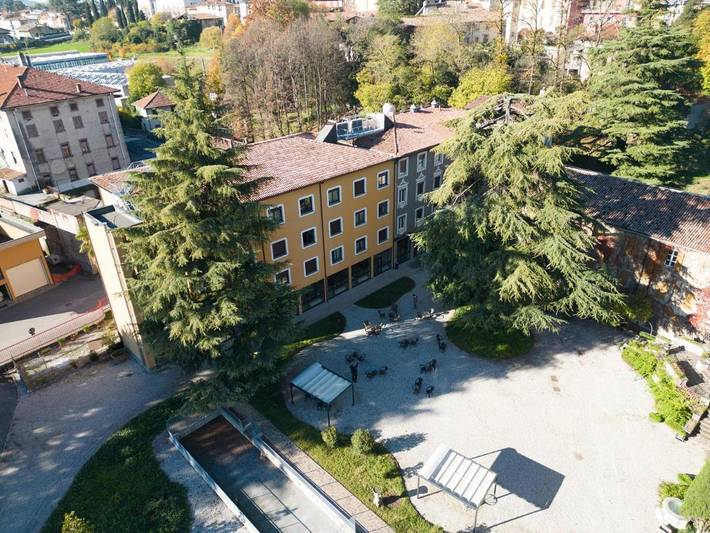 Hôtel pour 4 personnes, avec jardin