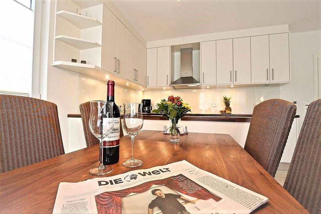 Strandnah. Klassisch. Exklusiv. – Ihre Villa zum Wohlfühlen — Bild 3