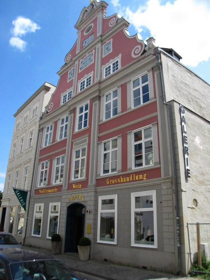 BnB für 2 Personen, mit Ausblick und Garten sowie Terrasse in Stralsund