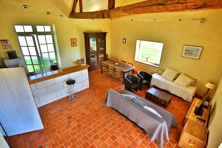 Location de vacances pour 4 personnes, avec jardin ainsi que piscine et vue, adapté aux familles à Bridoré - 4