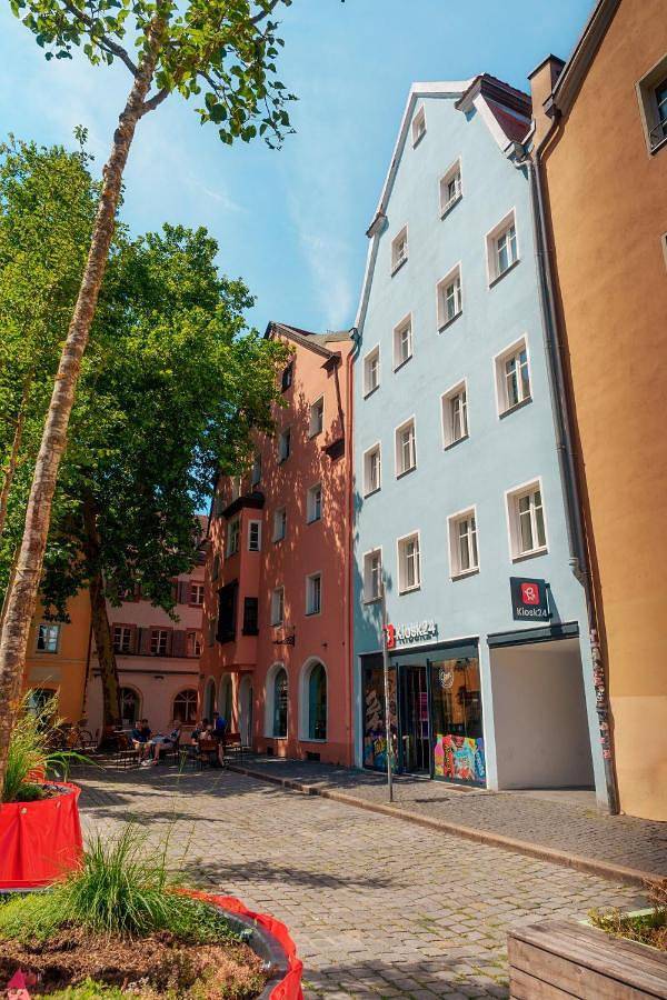 Ganze Wohnung, One-Bedroom Apartment in Regensburg, Ostbayern