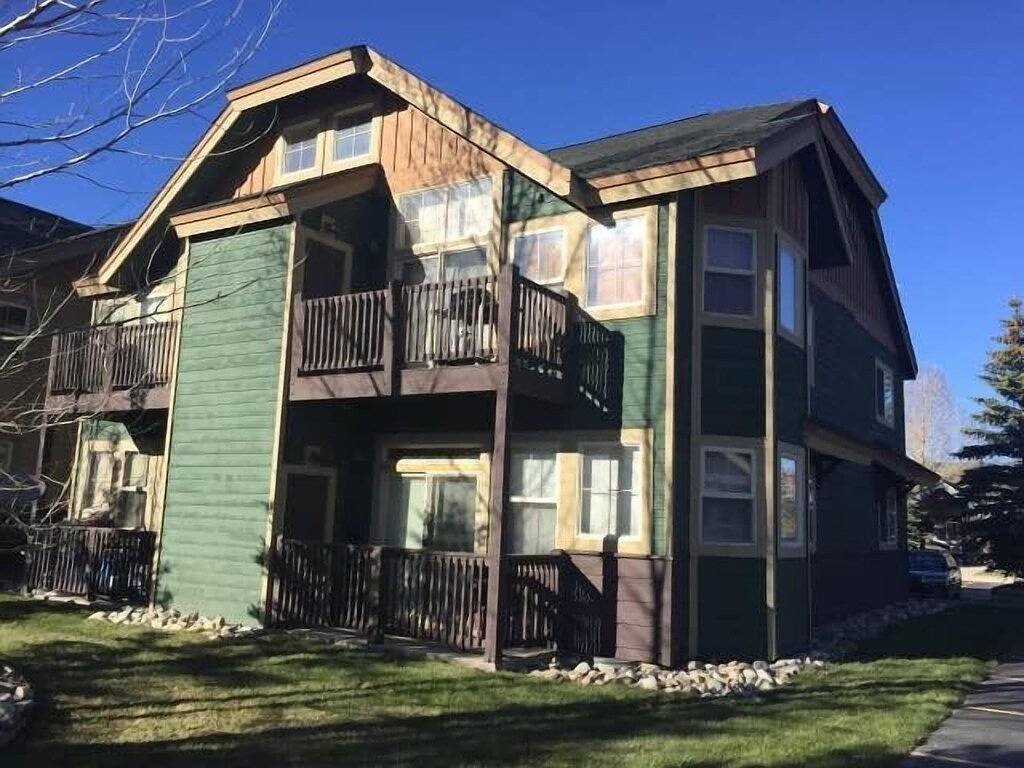 Ganze Wohnung, Tolle Lage, Whirlpool, schöne Aussicht. Eigener Balkon. Grill. Weg zum See. in Frisco, Arapaho and Roosevelt National Forests