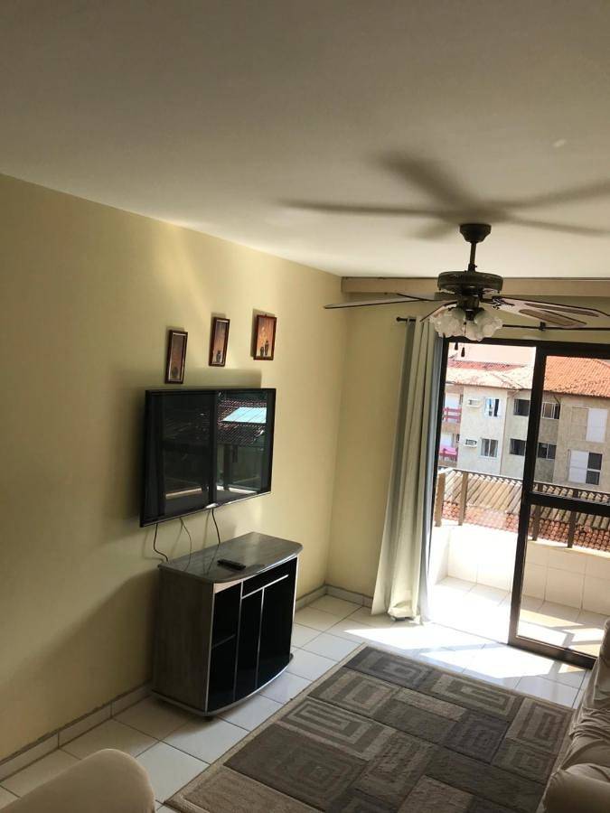 Casas e apartamentos de temporada para 6 pessoas, com balcão em Toninhas Ubatuba