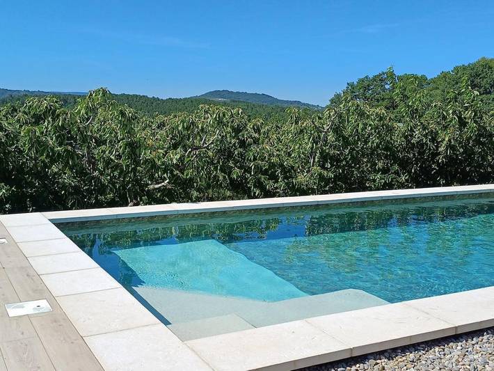 Vakantiehuis voor 5 personen, with Terras and Tuin as well as Zwembad and Uitzicht in Mormoiron